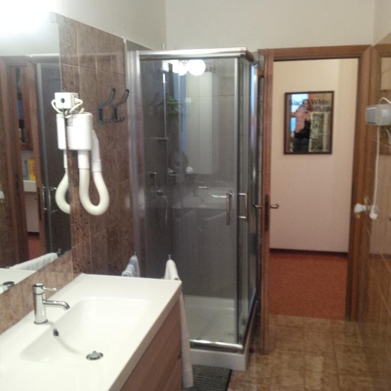 דירות סקנדיצ'י Casa Venturi חדר תמונה